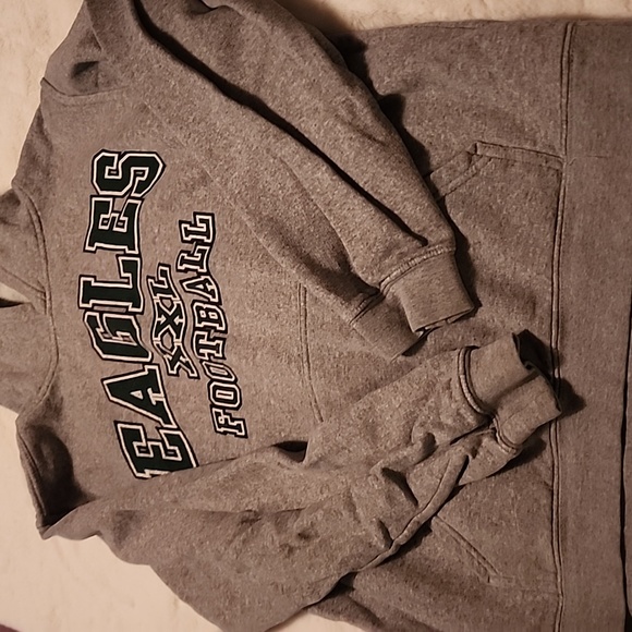 EAGLES  XXL FOOTBALL  HOODED SWEATSHIRT , XLARGE ( 14- 16 ). - Picture 4 of 7